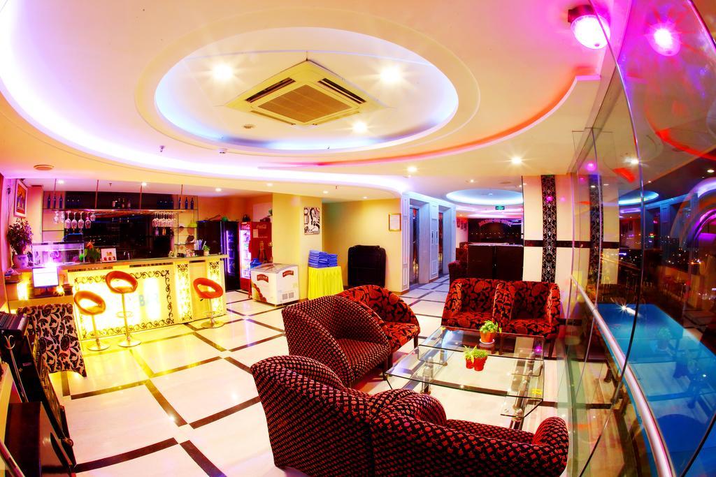 ฮอลิเดย์ วัน โฮเต็ล Hotel เกิ่นเทอ ภายนอก รูปภาพ