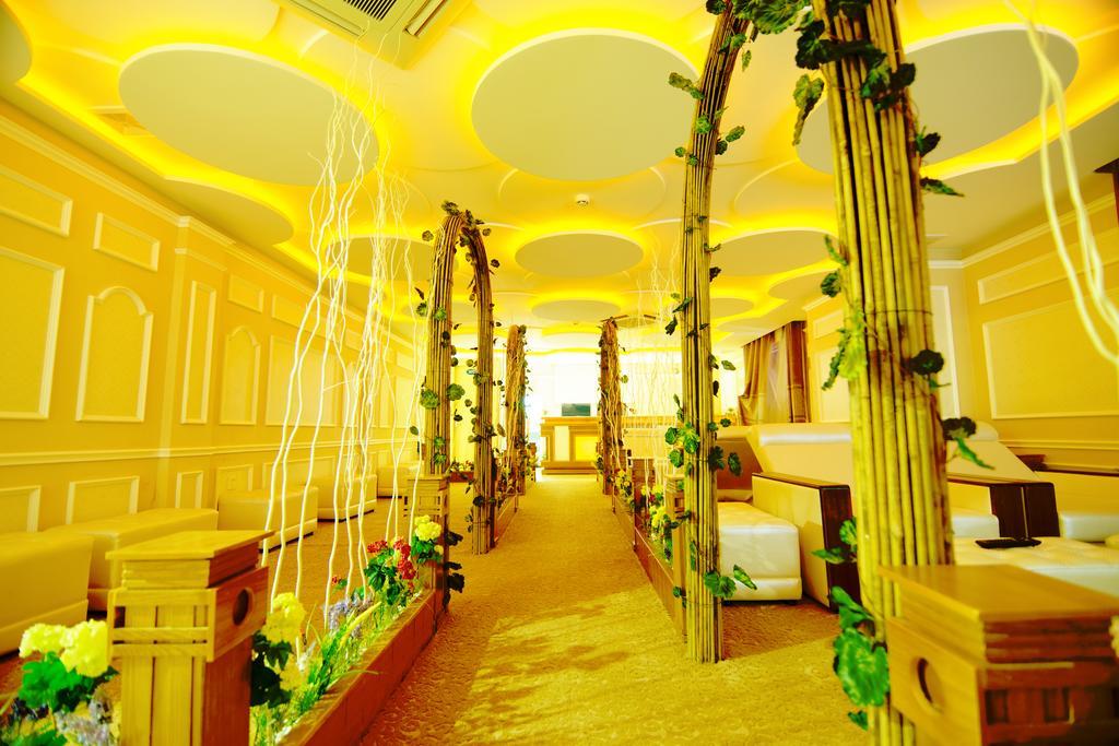 ฮอลิเดย์ วัน โฮเต็ล Hotel เกิ่นเทอ ภายนอก รูปภาพ